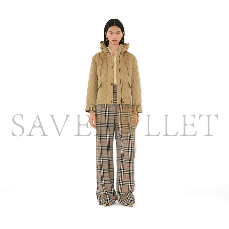 BURBERRY CROPPED-NYLON-STEPPJACKE MIT KAPUZE 81131161